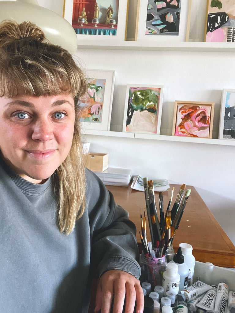 Discover Henriette Visscher, a Dutch artist whose soulful and authentic creations blend nature-inspired motifs with contemporary flair. Through her mixed media artworks, printed on canvas, she brings a sense of authenticity and serenity to any space. Explore her portfolio and experience the unique beauty of her work